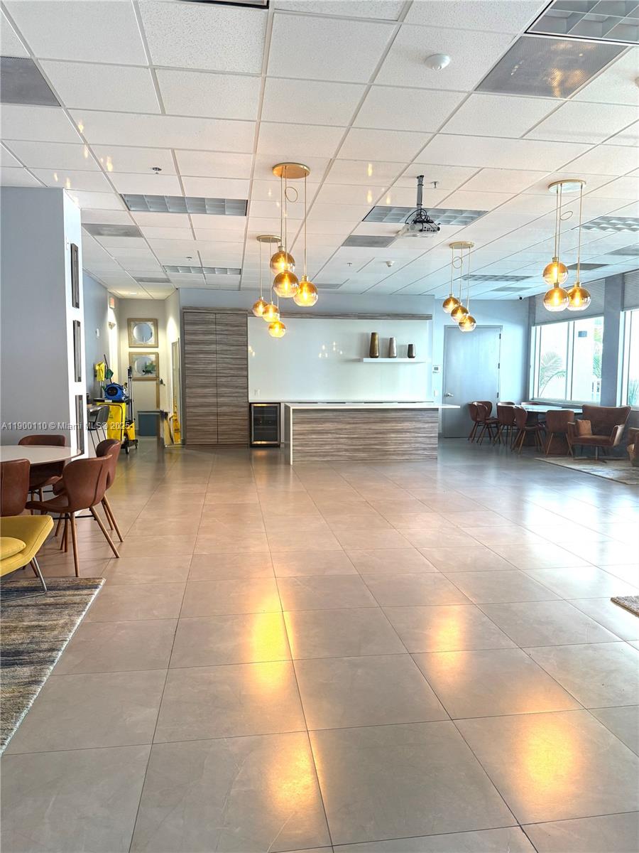 THE CLUB AT BRICKELL BAY - Residential Lease