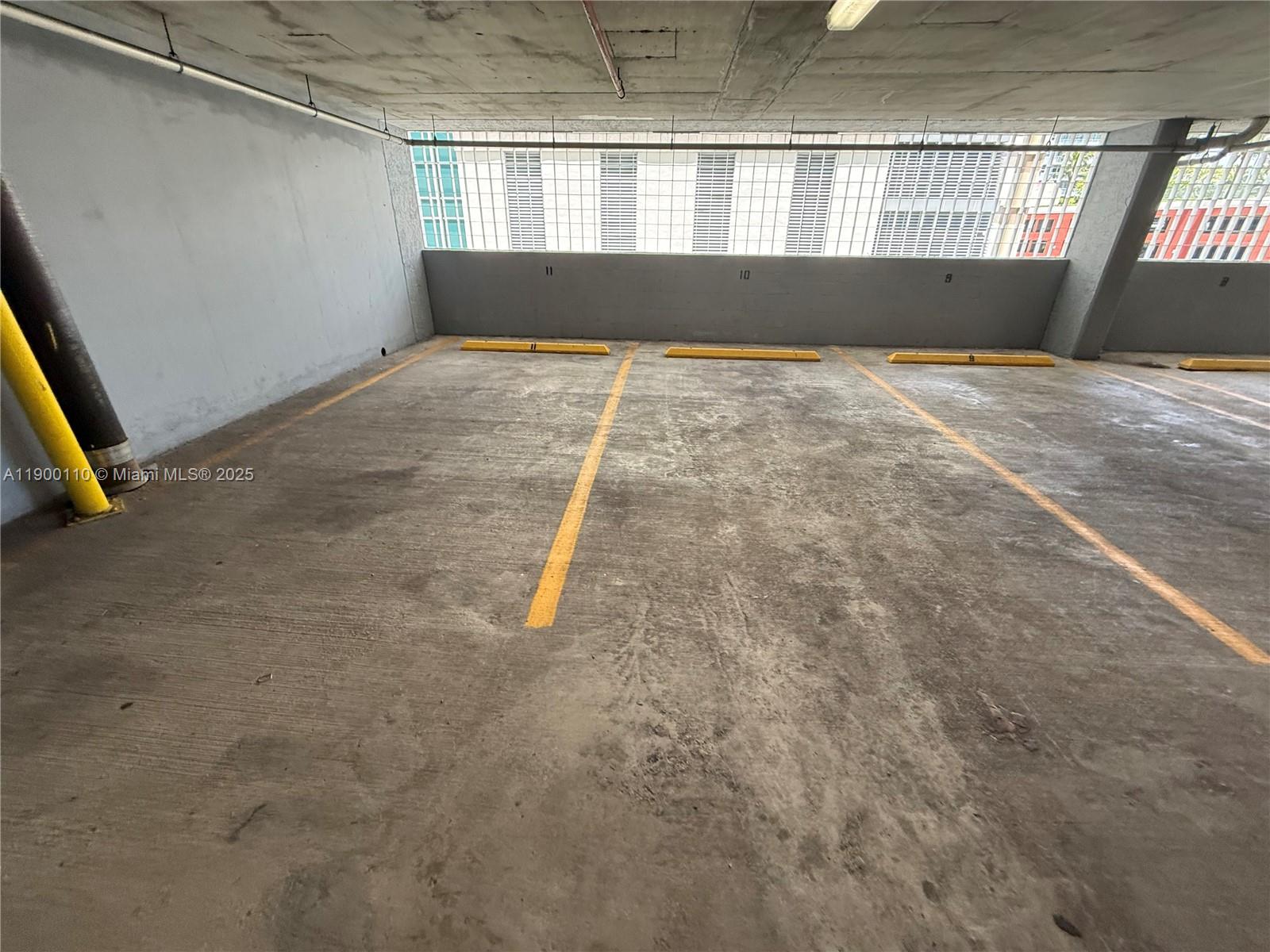 THE CLUB AT BRICKELL BAY - Residential Lease