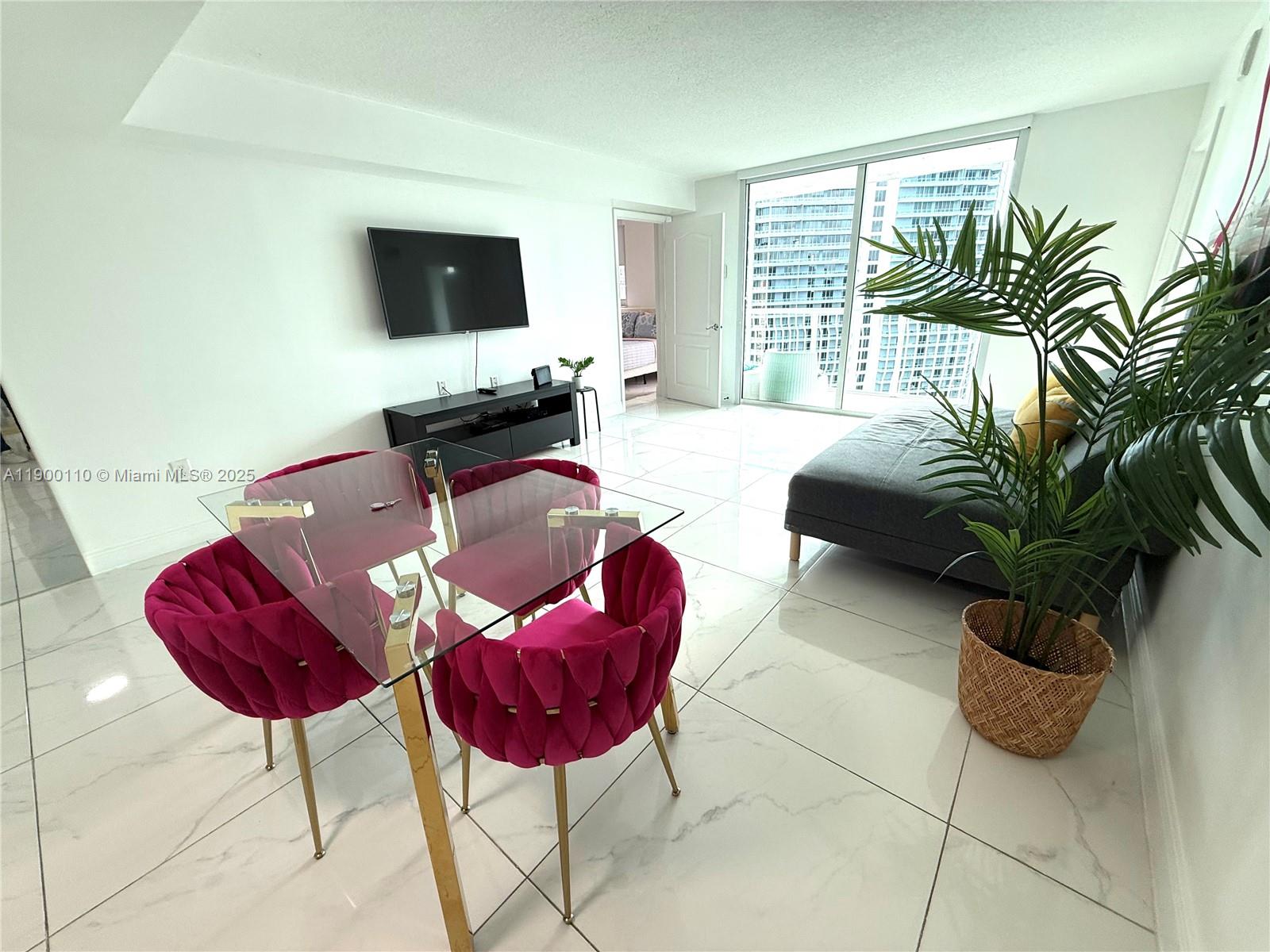 THE CLUB AT BRICKELL BAY - Residential Lease