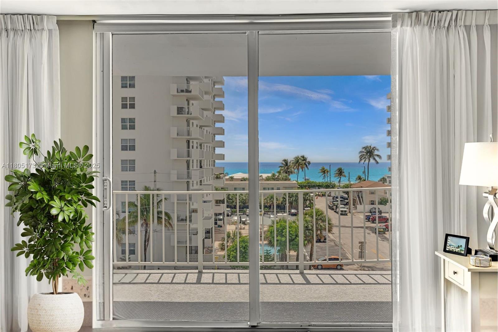 1410 S Ocean Dr 502, Hollywood, Broward County, Florida - 2 Bedrooms  
2 Bathrooms - 