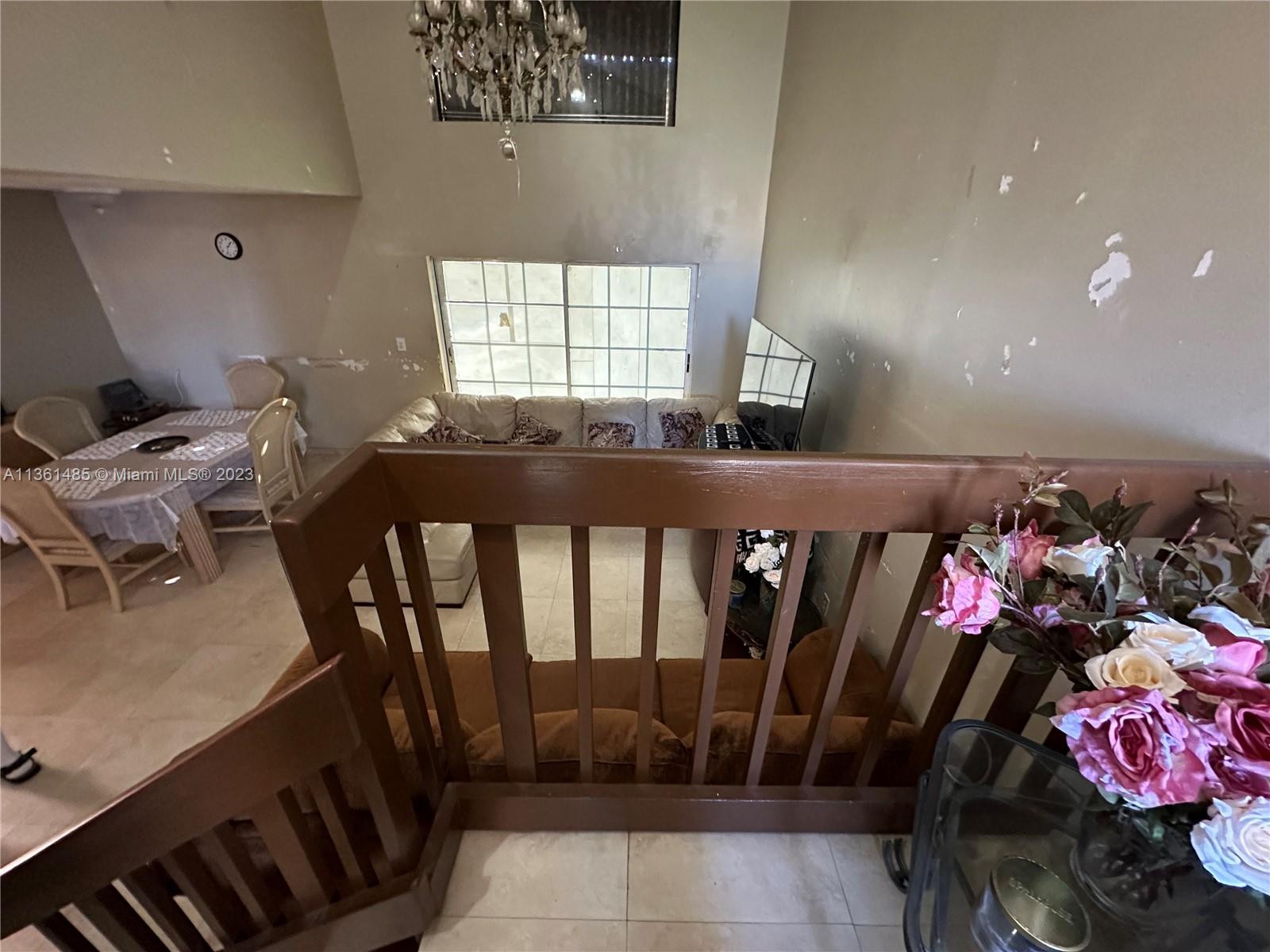 MENES SUB - Residential