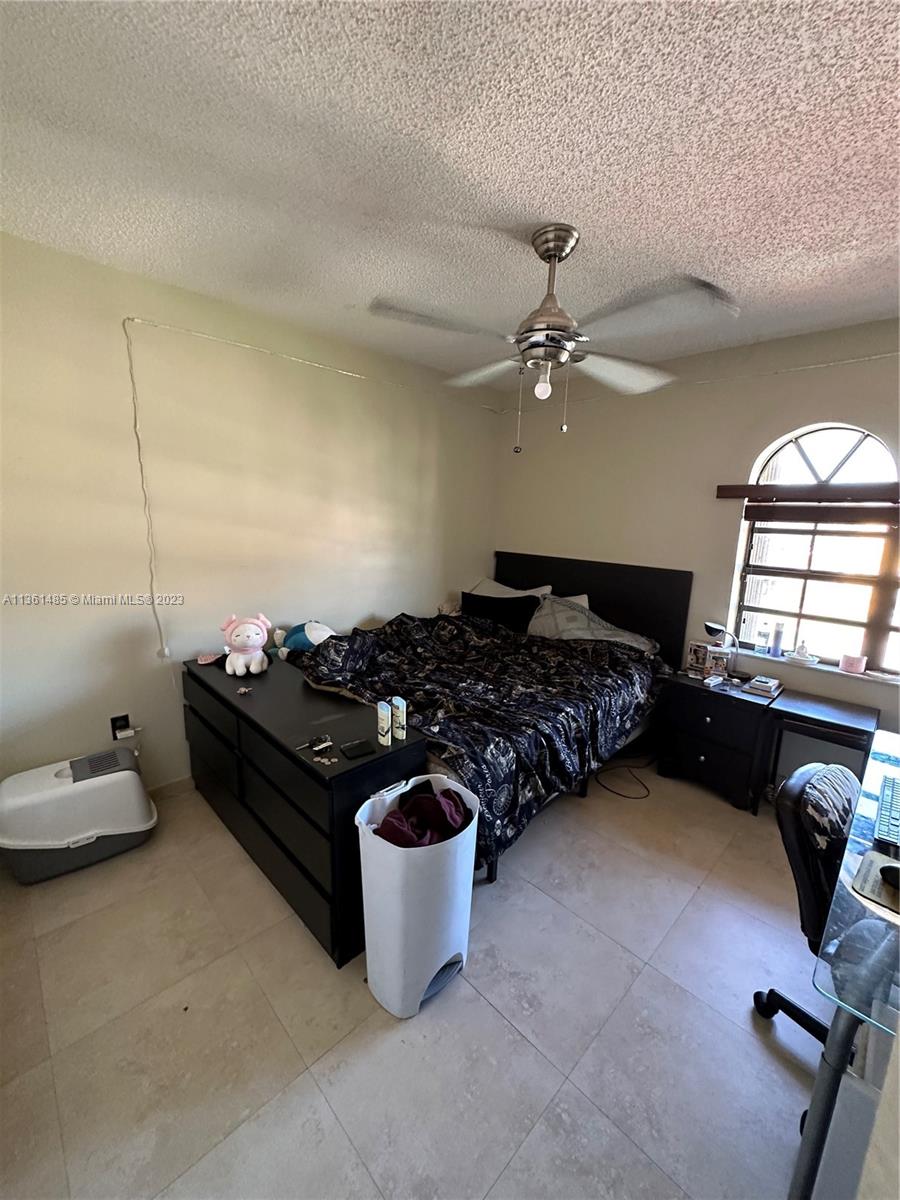 MENES SUB - Residential