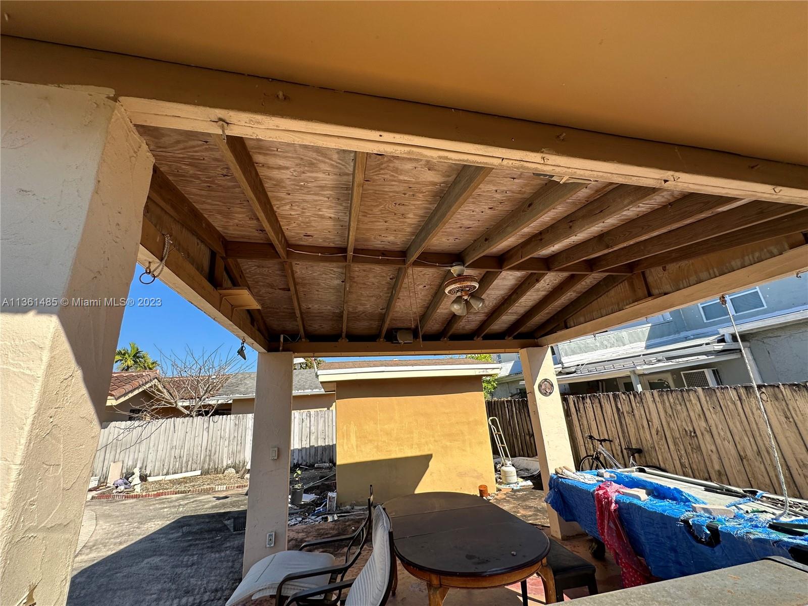 MENES SUB - Residential