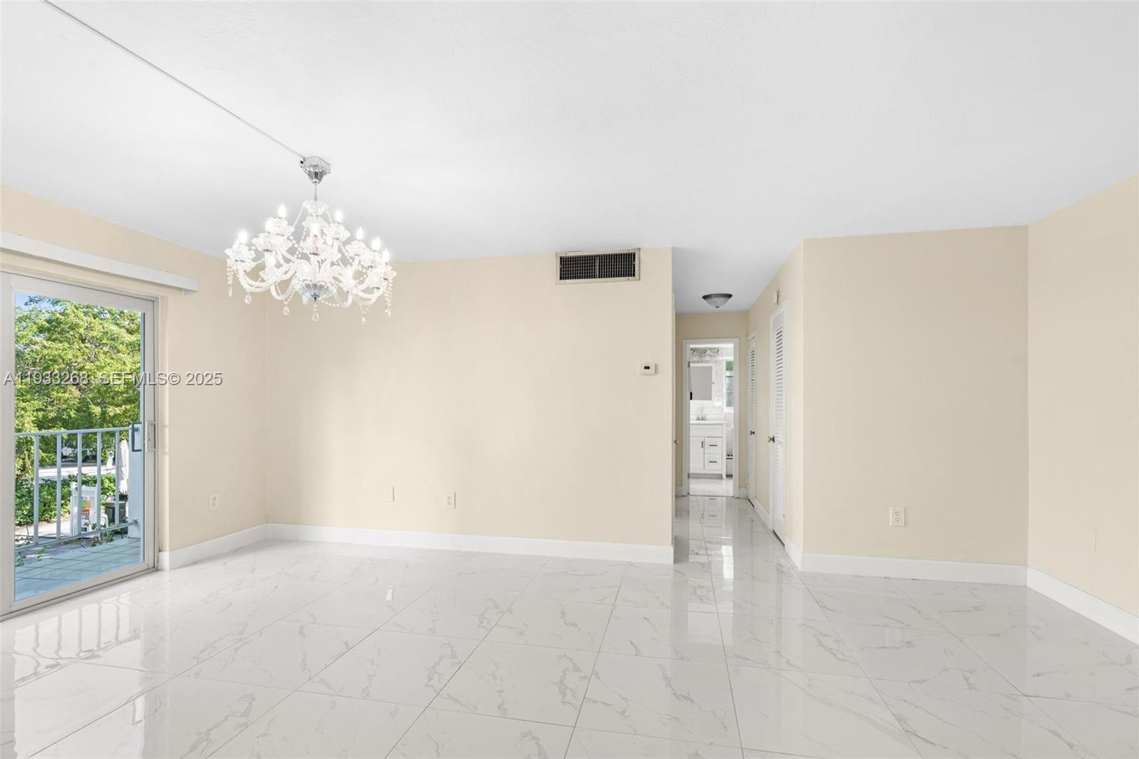 1820 JAMES AVE CONDO - Residential