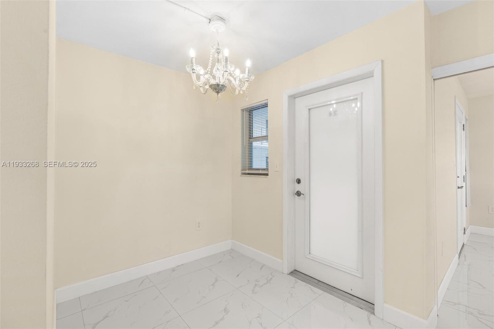 1820 JAMES AVE CONDO - Residential