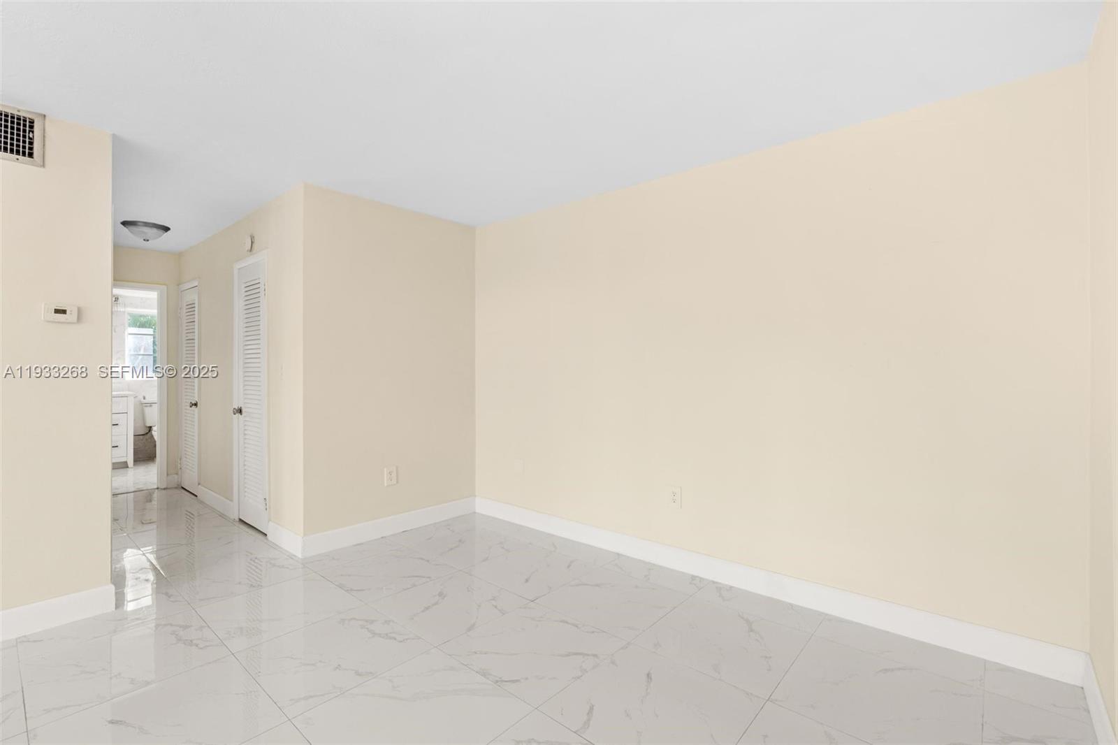 1820 JAMES AVE CONDO - Residential