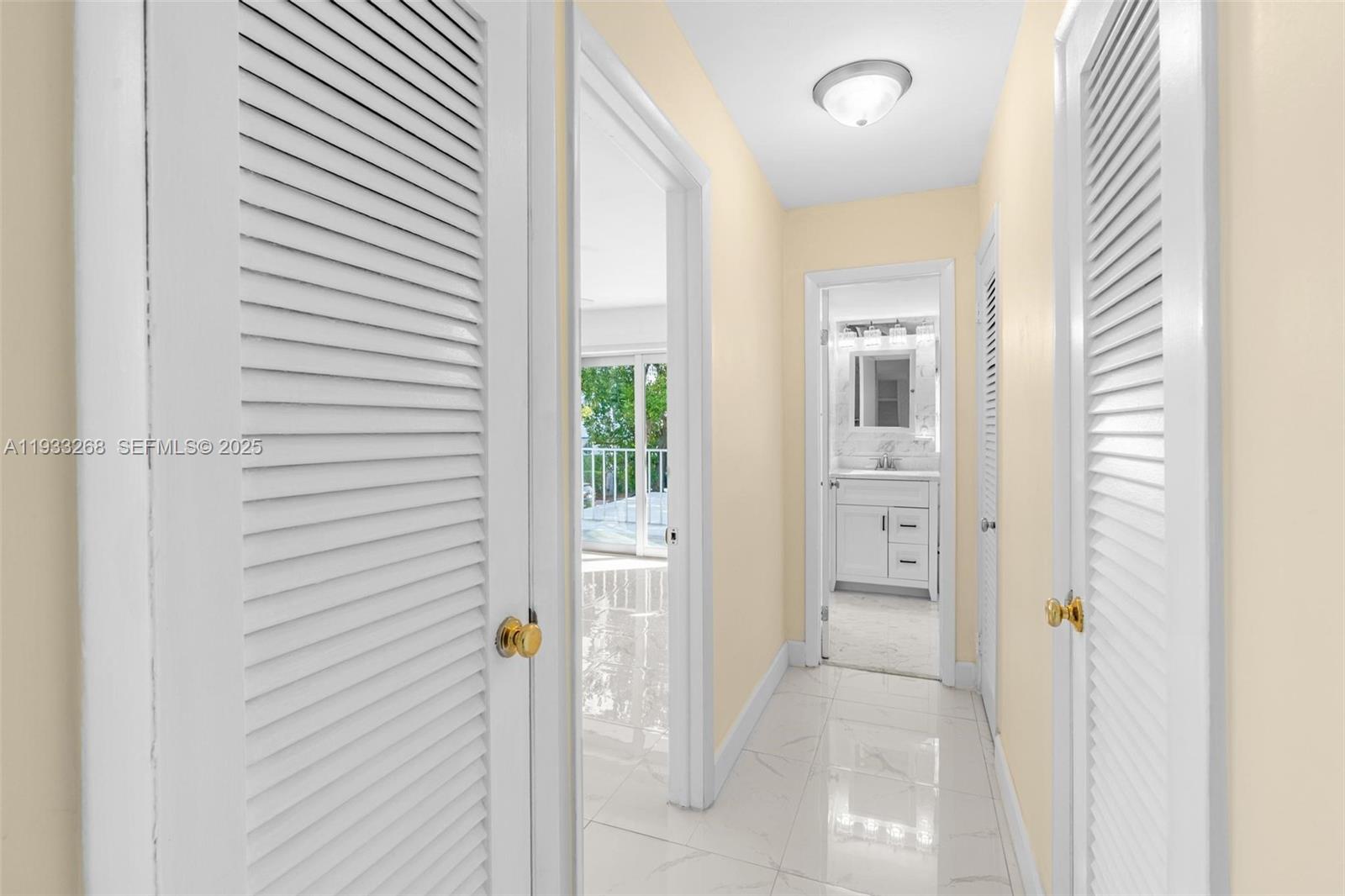 1820 JAMES AVE CONDO - Residential