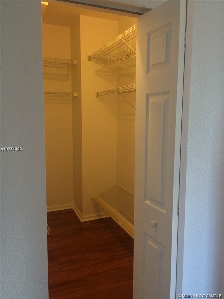 MARTIN/MARANGOS PLAT - Residential Lease