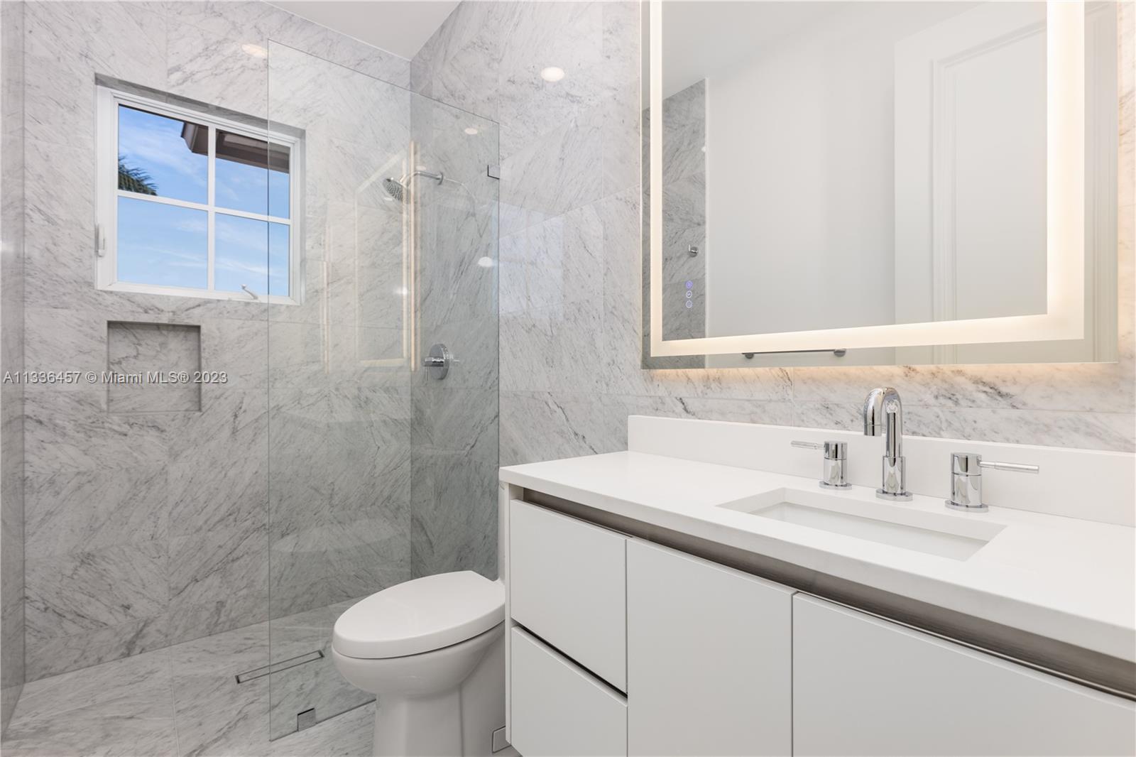 BOCA HARBOUR 7TH SEC - Residential