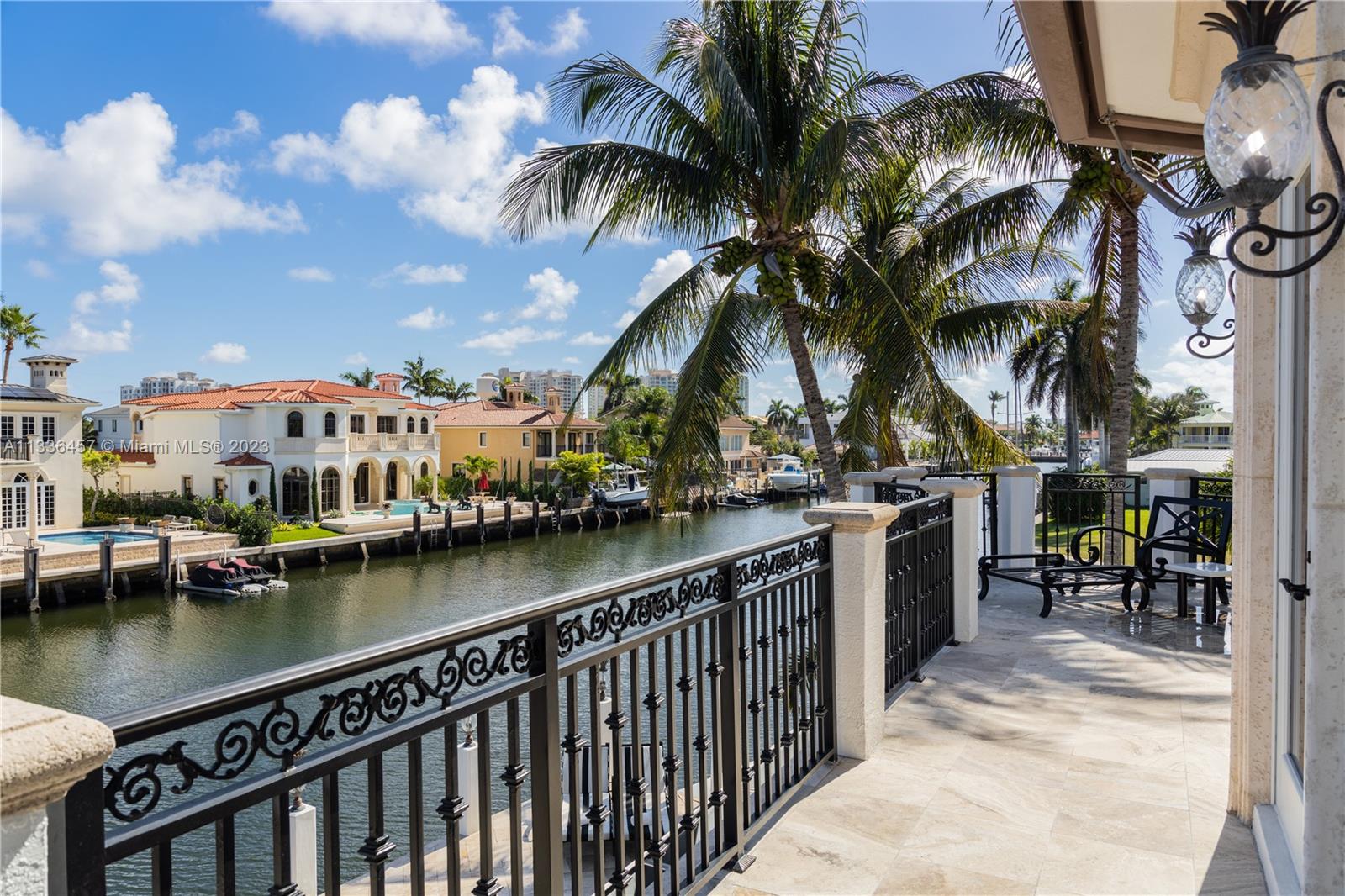 BOCA HARBOUR 7TH SEC - Residential