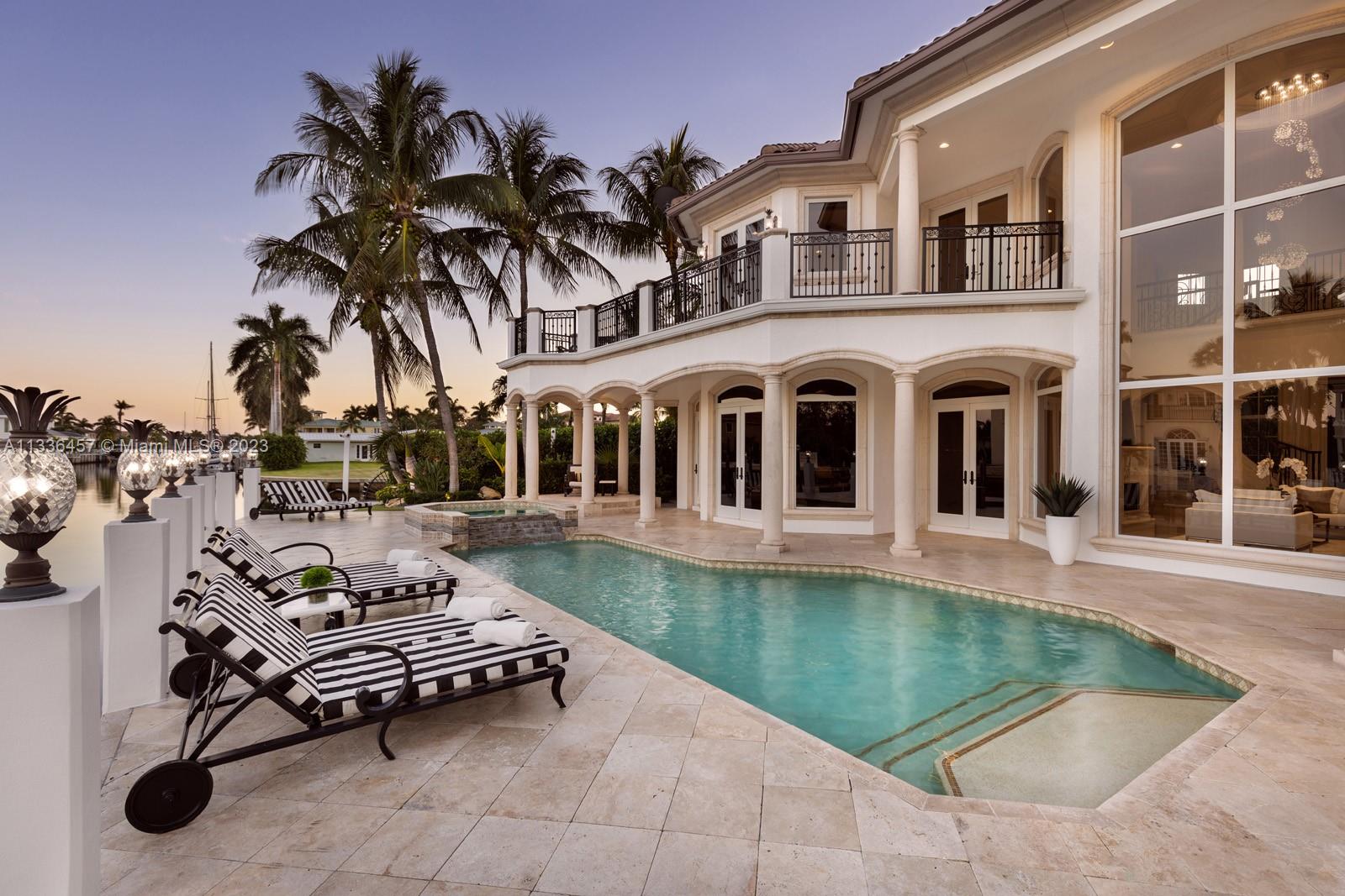 BOCA HARBOUR 7TH SEC - Residential