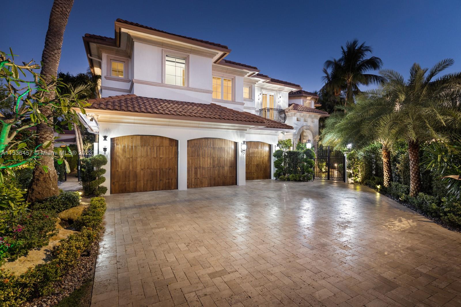 BOCA HARBOUR 7TH SEC - Residential