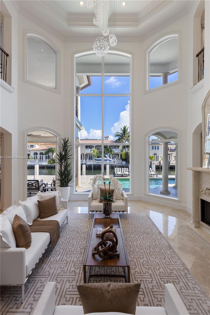 BOCA HARBOUR 7TH SEC - Residential