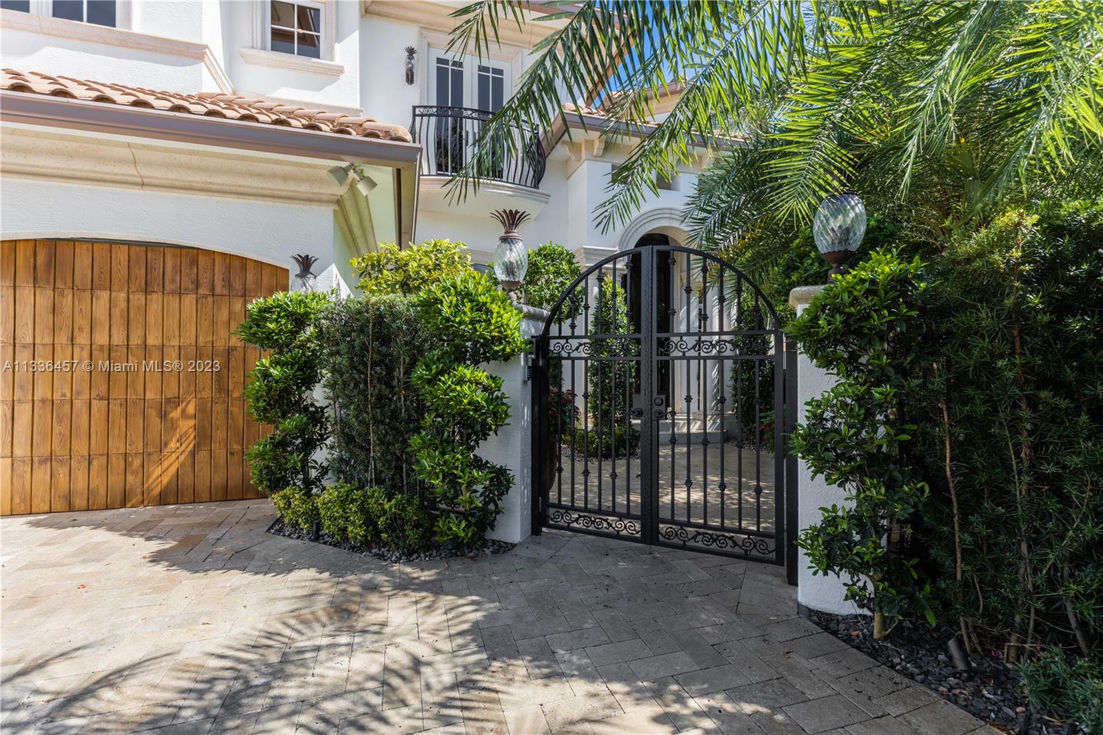 BOCA HARBOUR 7TH SEC - Residential