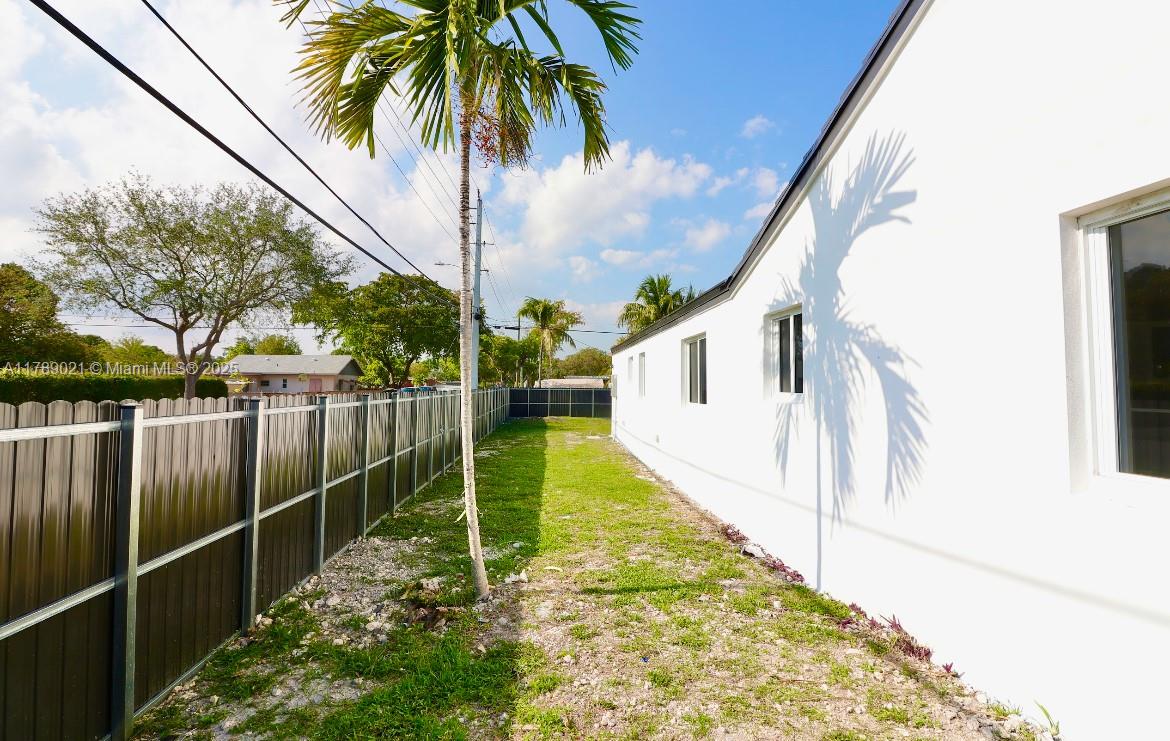 OVERBROOK SHORES NO 3 - Residential