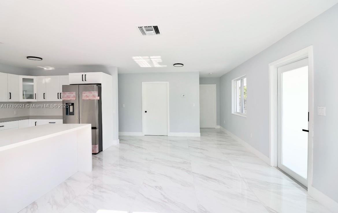 OVERBROOK SHORES NO 3 - Residential