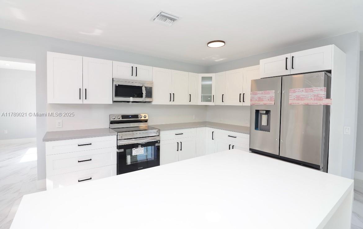 OVERBROOK SHORES NO 3 - Residential