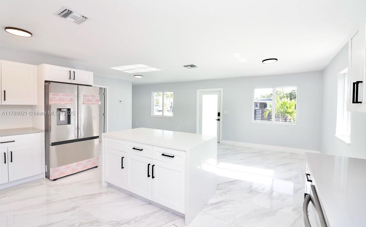 OVERBROOK SHORES NO 3 - Residential