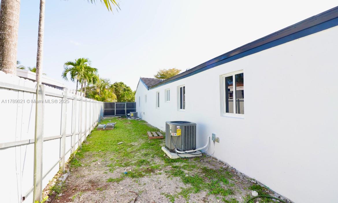 OVERBROOK SHORES NO 3 - Residential