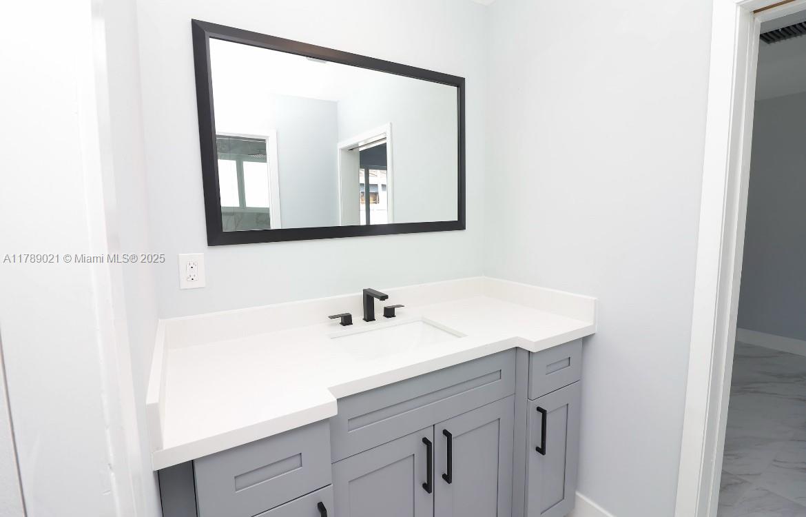 OVERBROOK SHORES NO 3 - Residential