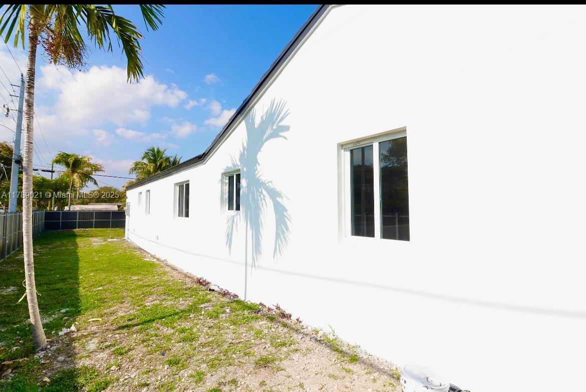 OVERBROOK SHORES NO 3 - Residential