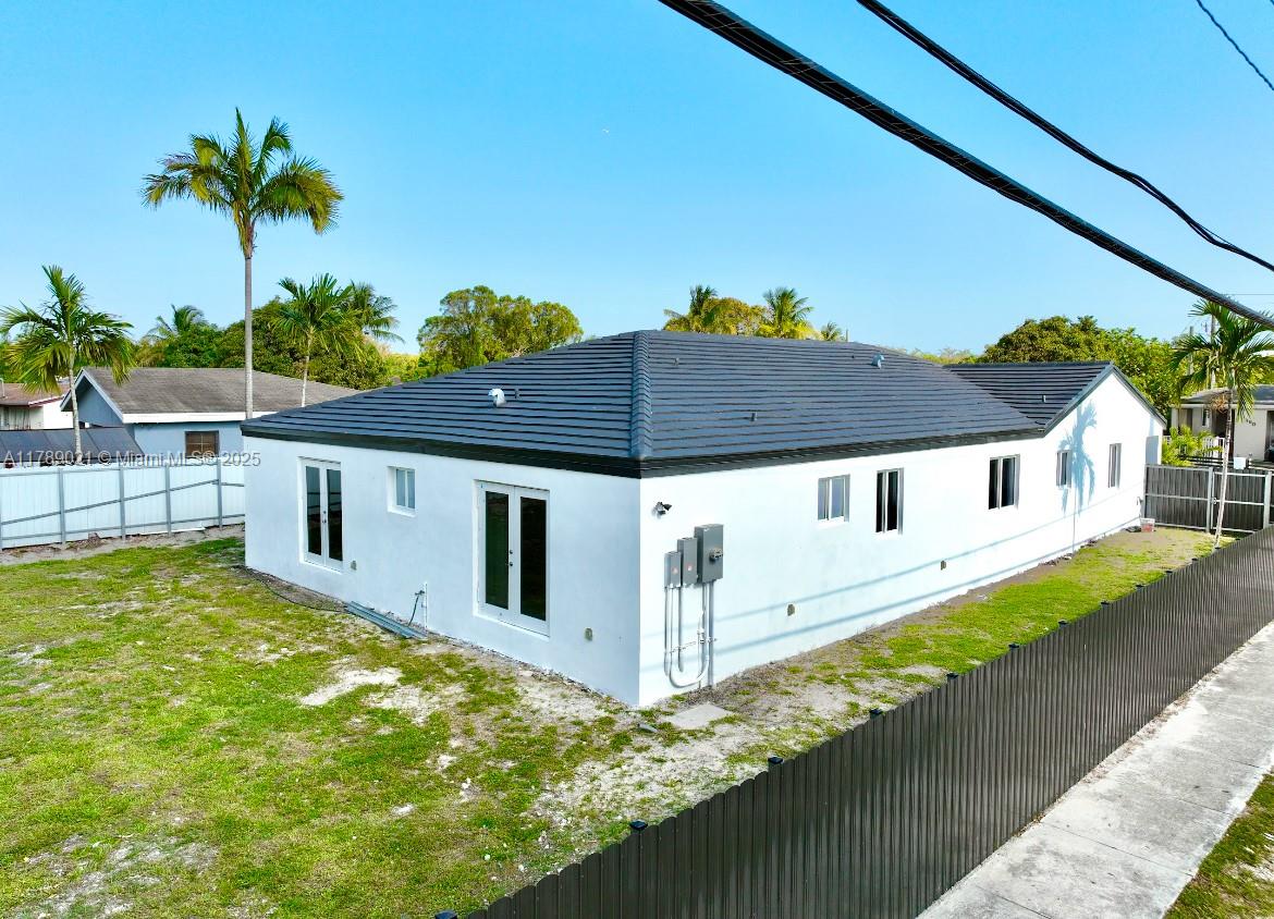 OVERBROOK SHORES NO 3 - Residential
