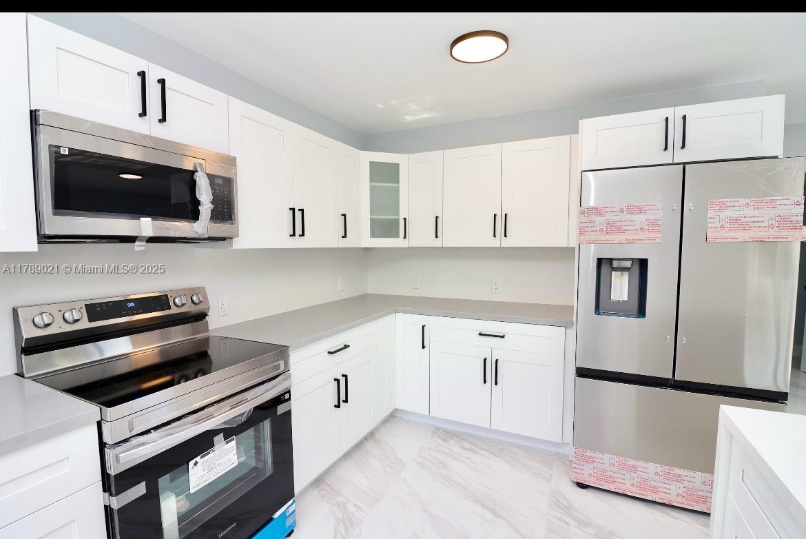OVERBROOK SHORES NO 3 - Residential