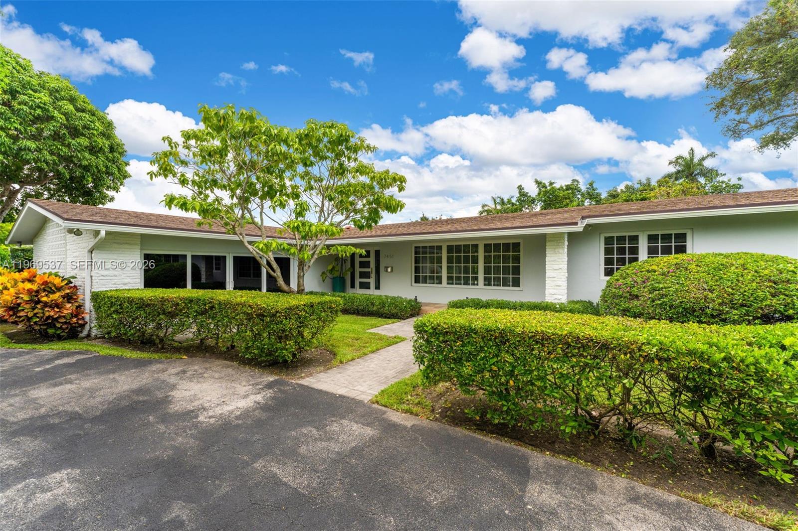 HILL TOP MANOR 2ND ADDN - Residential