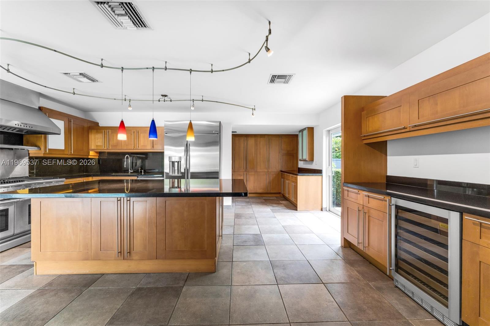 HILL TOP MANOR 2ND ADDN - Residential