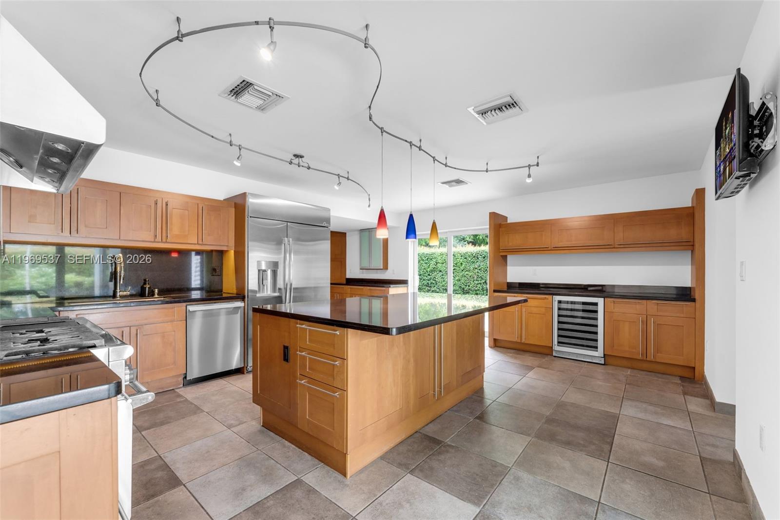 HILL TOP MANOR 2ND ADDN - Residential