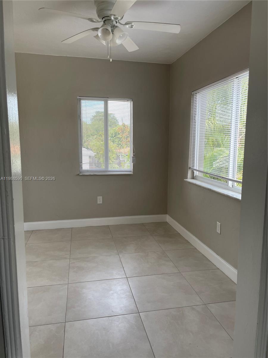 EL PORTAL - Residential Lease