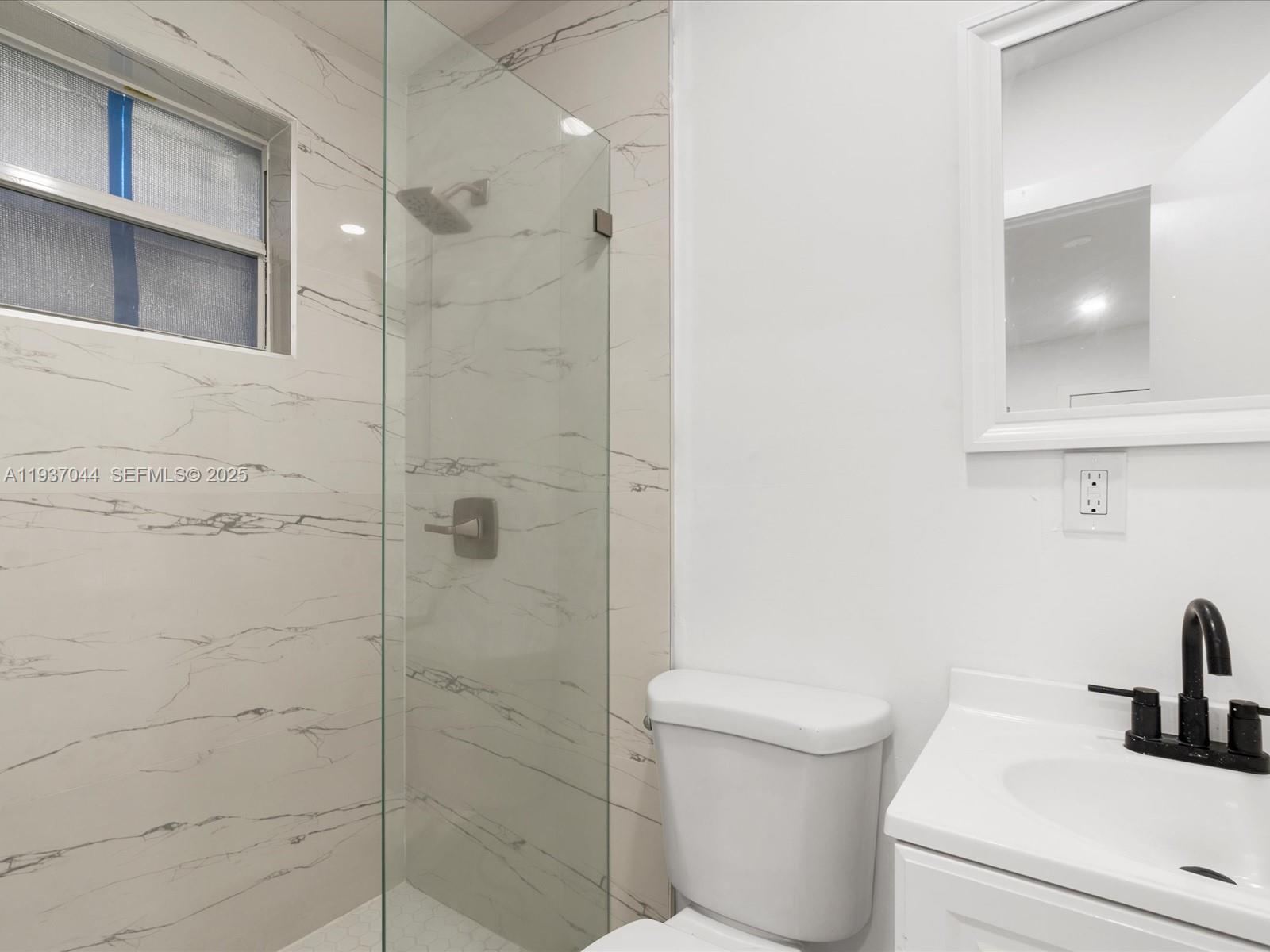 BULLARDS - Residential Lease