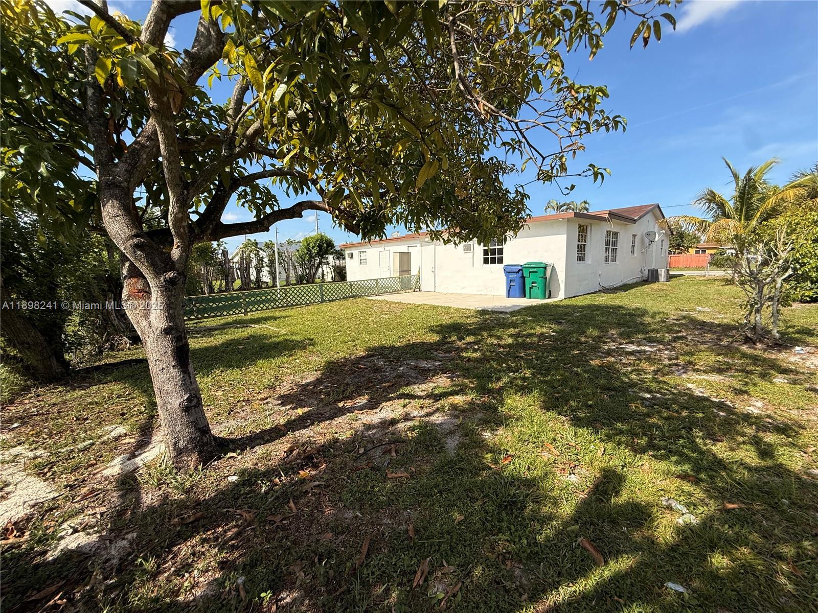 FALCON SUB NO ONE - Residential Lease