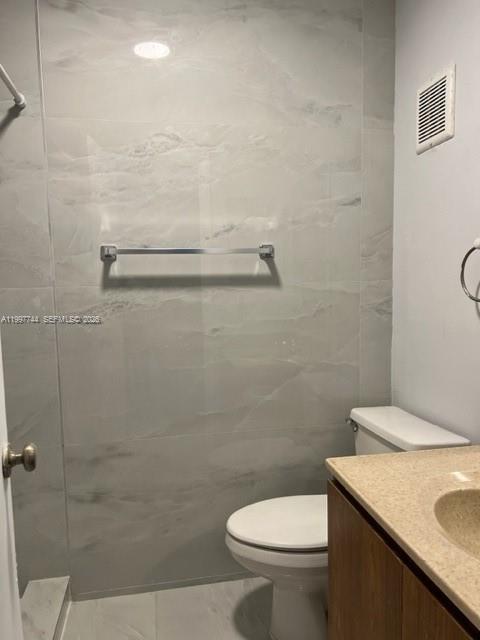 COUNTRY LAKE MANORS TOWNH - Residential Lease