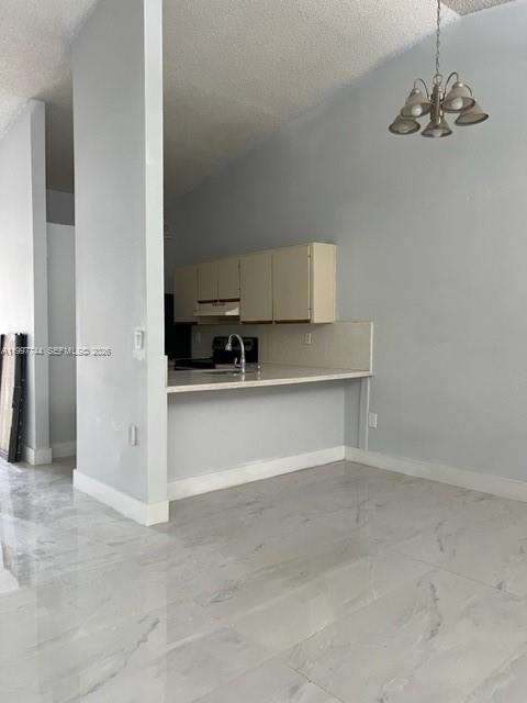 COUNTRY LAKE MANORS TOWNH - Residential Lease