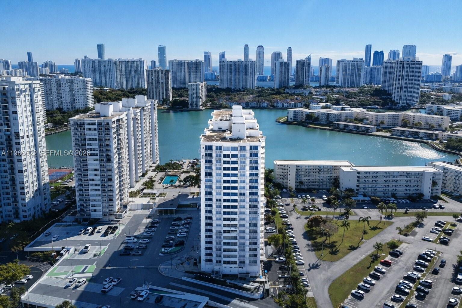 DEL PRADO MARINA - Residential