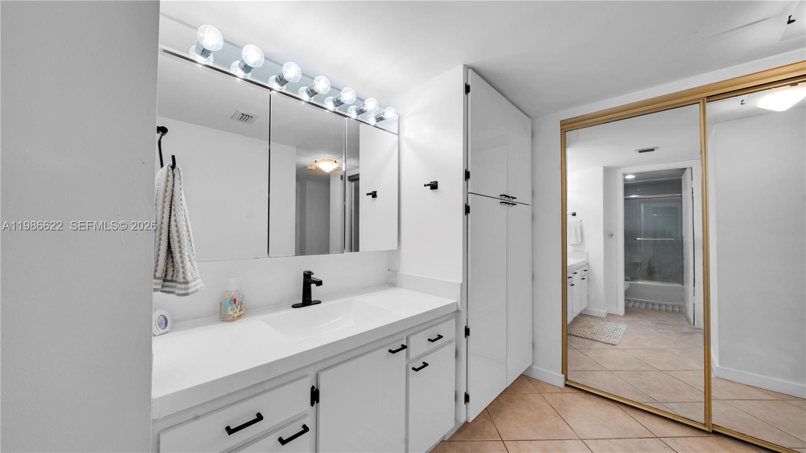 DEL PRADO MARINA - Residential