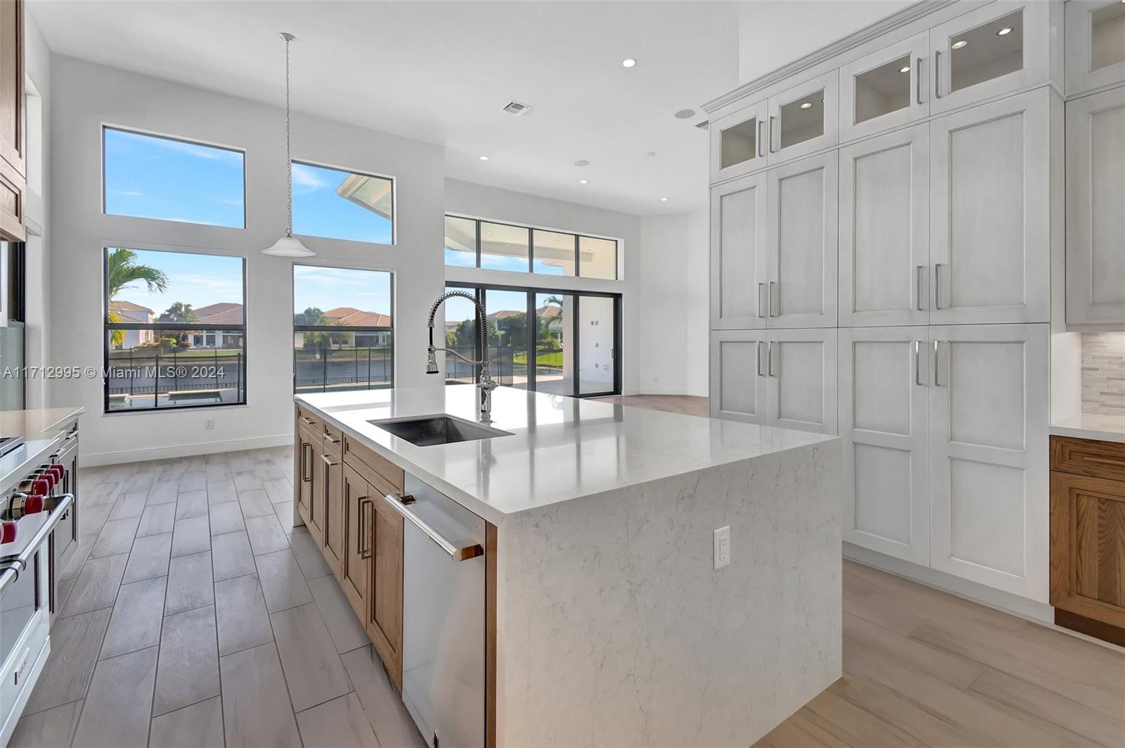 ROYAL PALM POLO PLAT - Residential