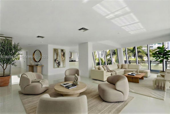 2950 NE 188TH ST APT 349, MIAMI, FL 33180 - Image b20b5ae72385f3d64b36e57dee6d7f71/2698505972