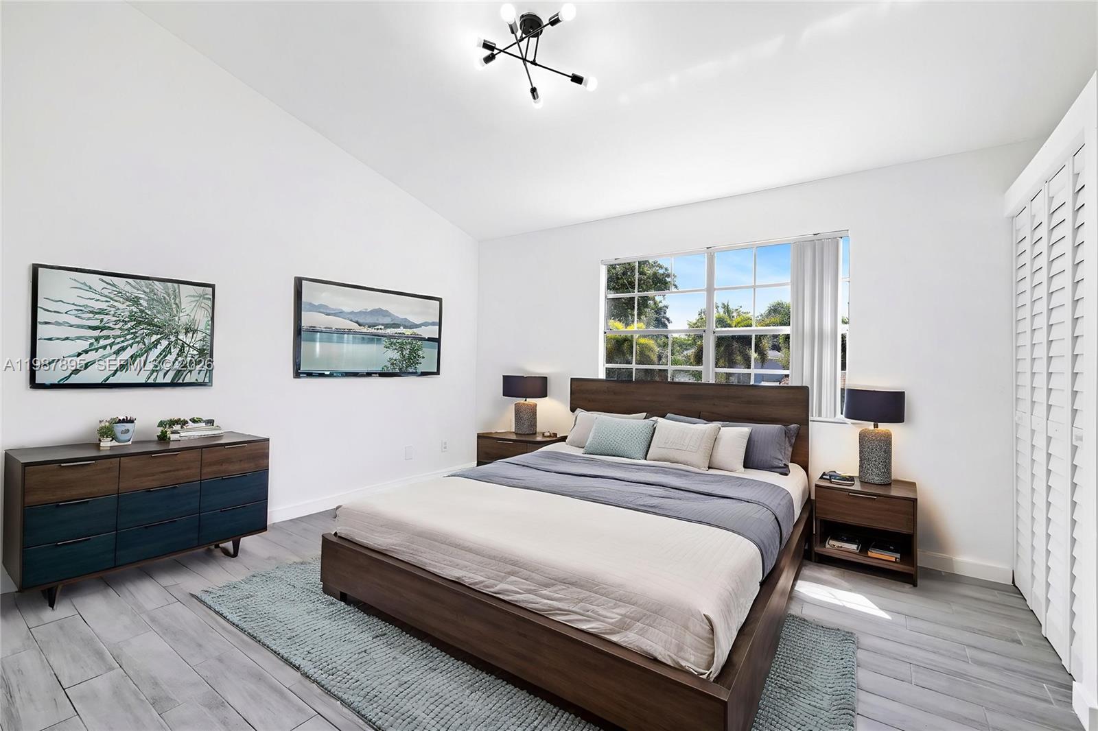 ROCK CREEK PHASE TWO - Residential