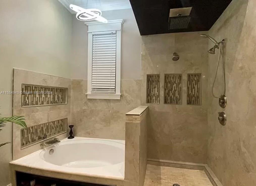 CARRARA VILLAGE CONDO - Residential Lease