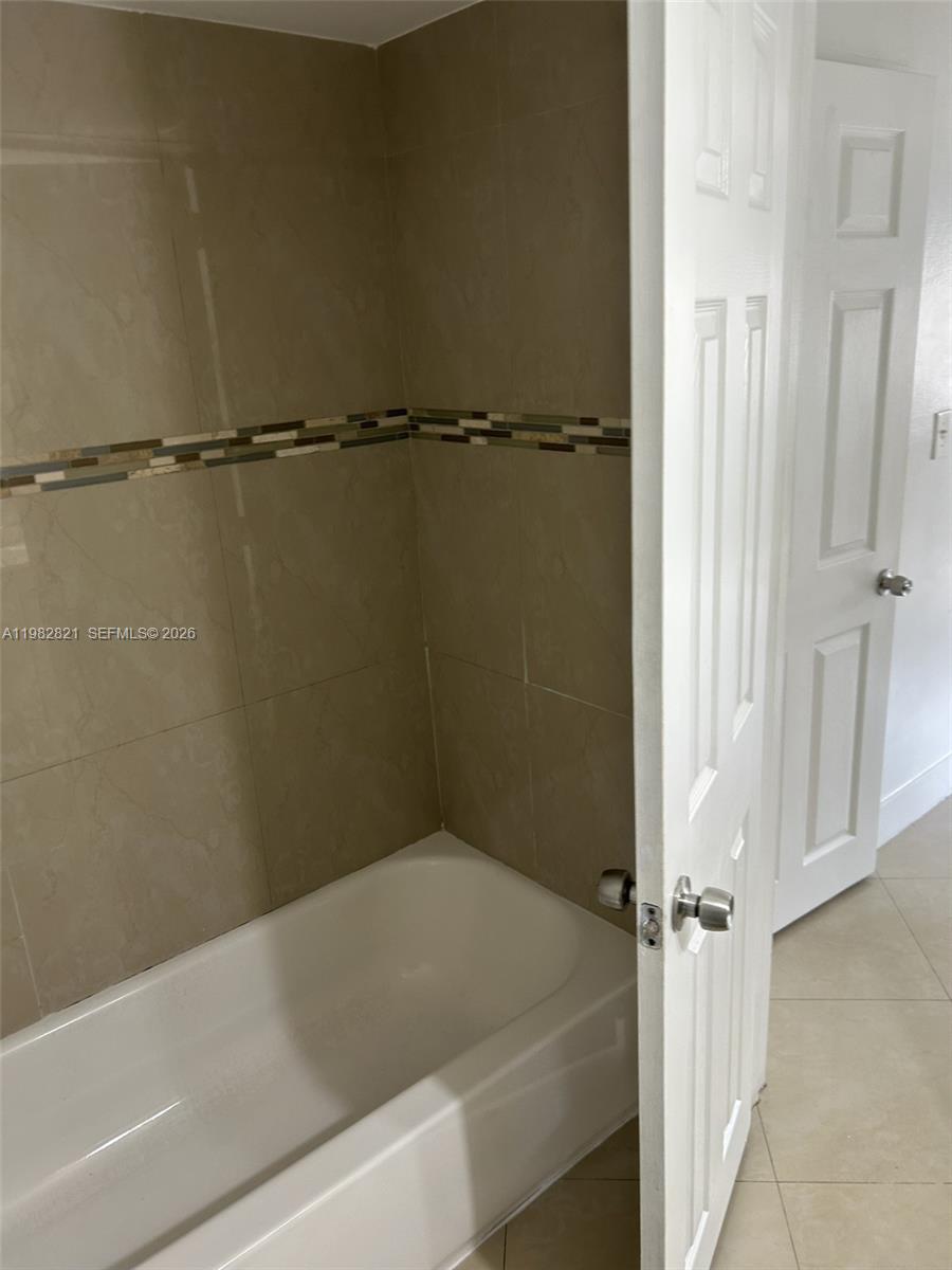 DORAL GARDENS CONDO - Residential Lease