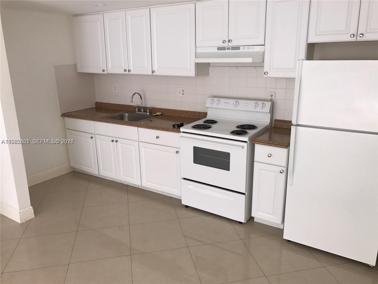 DORAL GARDENS CONDO - Residential Lease