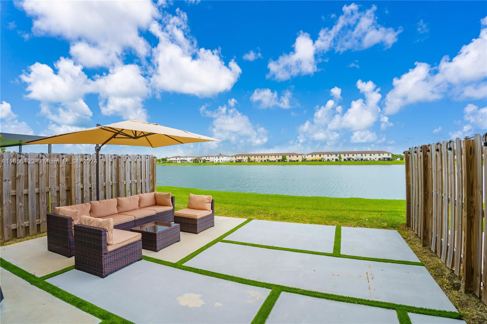 ENCLAVE SOUTH PHASE 1 - Residential