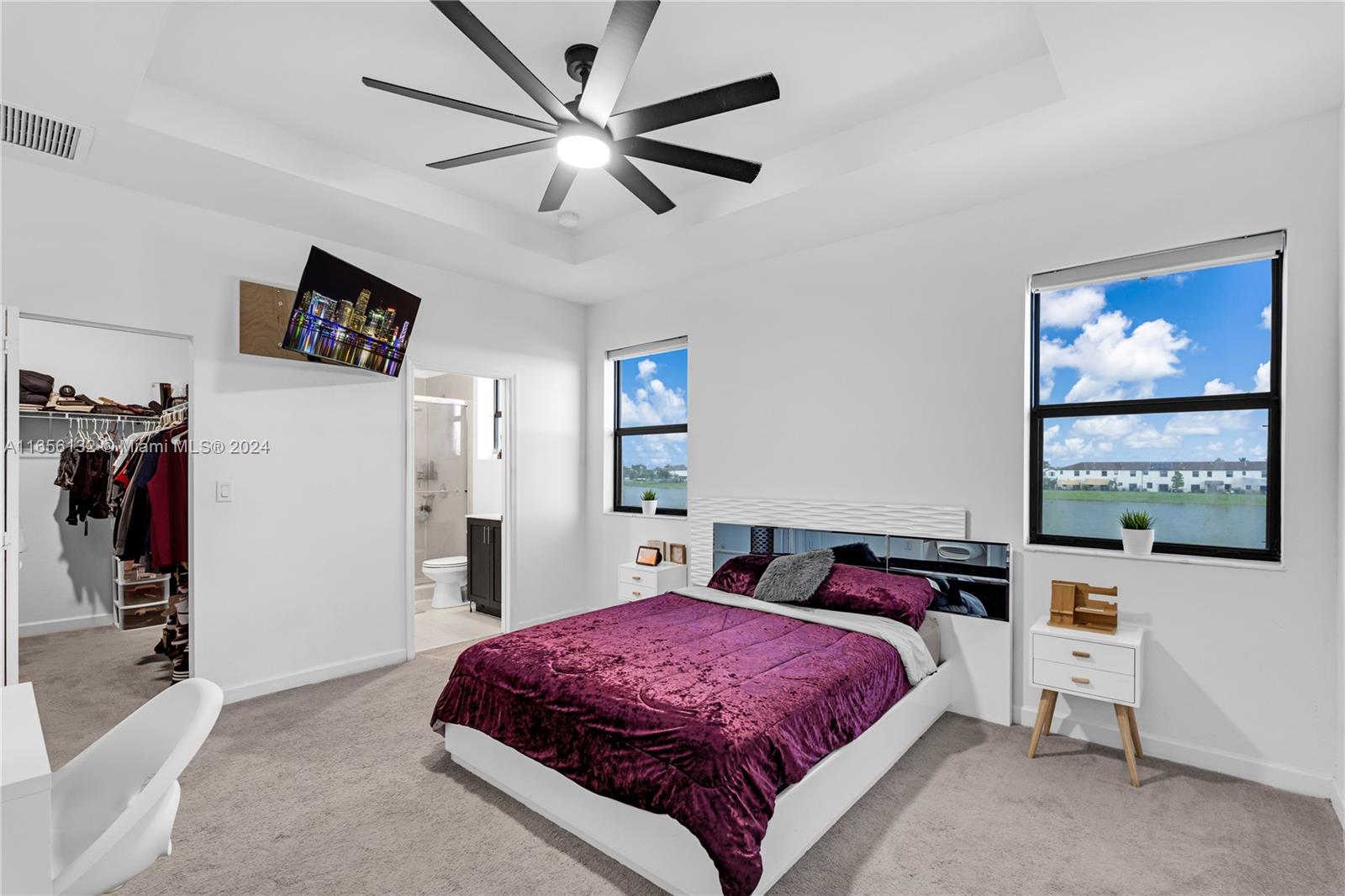 ENCLAVE SOUTH PHASE 1 - Residential
