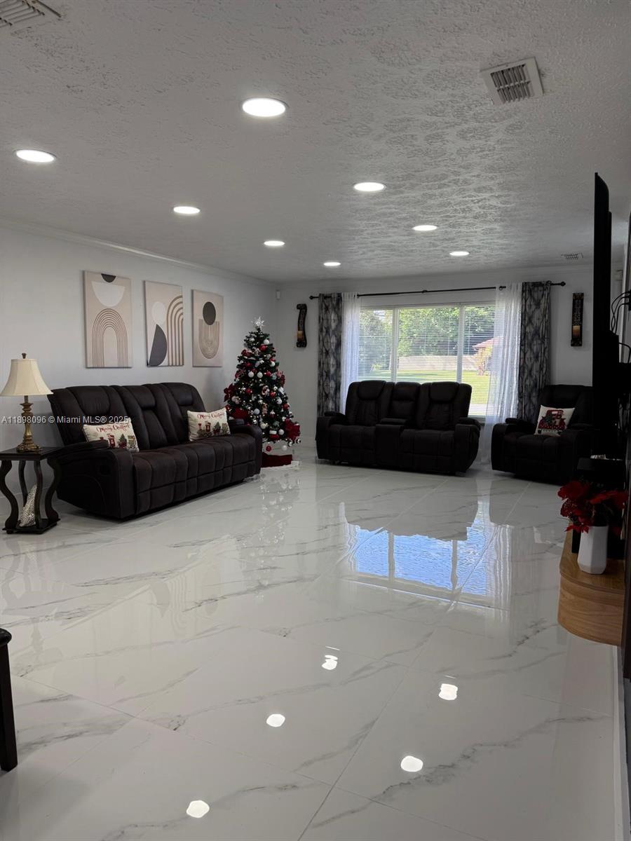 PORT ST LUCIE SECTION 30 - Residential