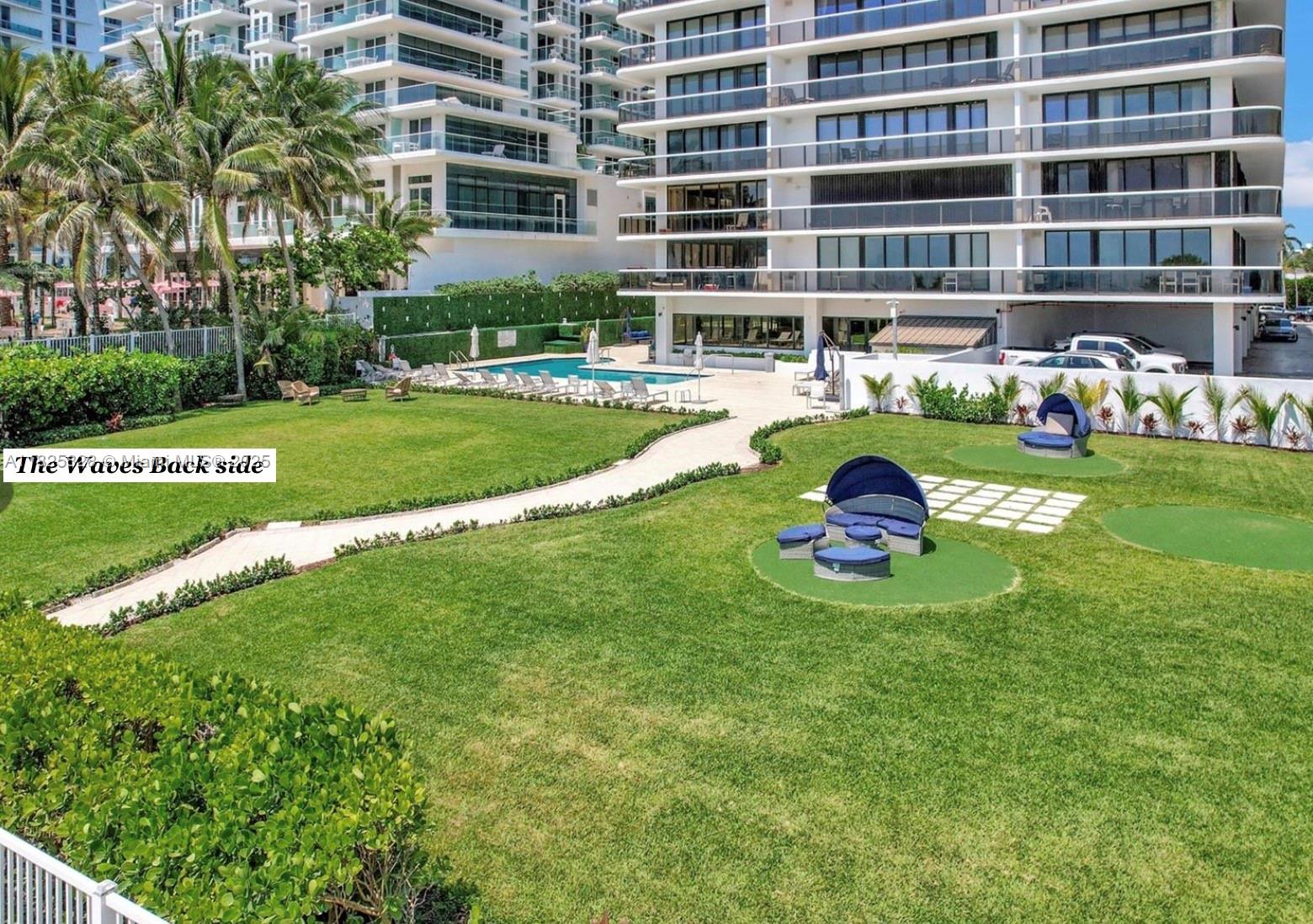 9455 Collins Ave 301