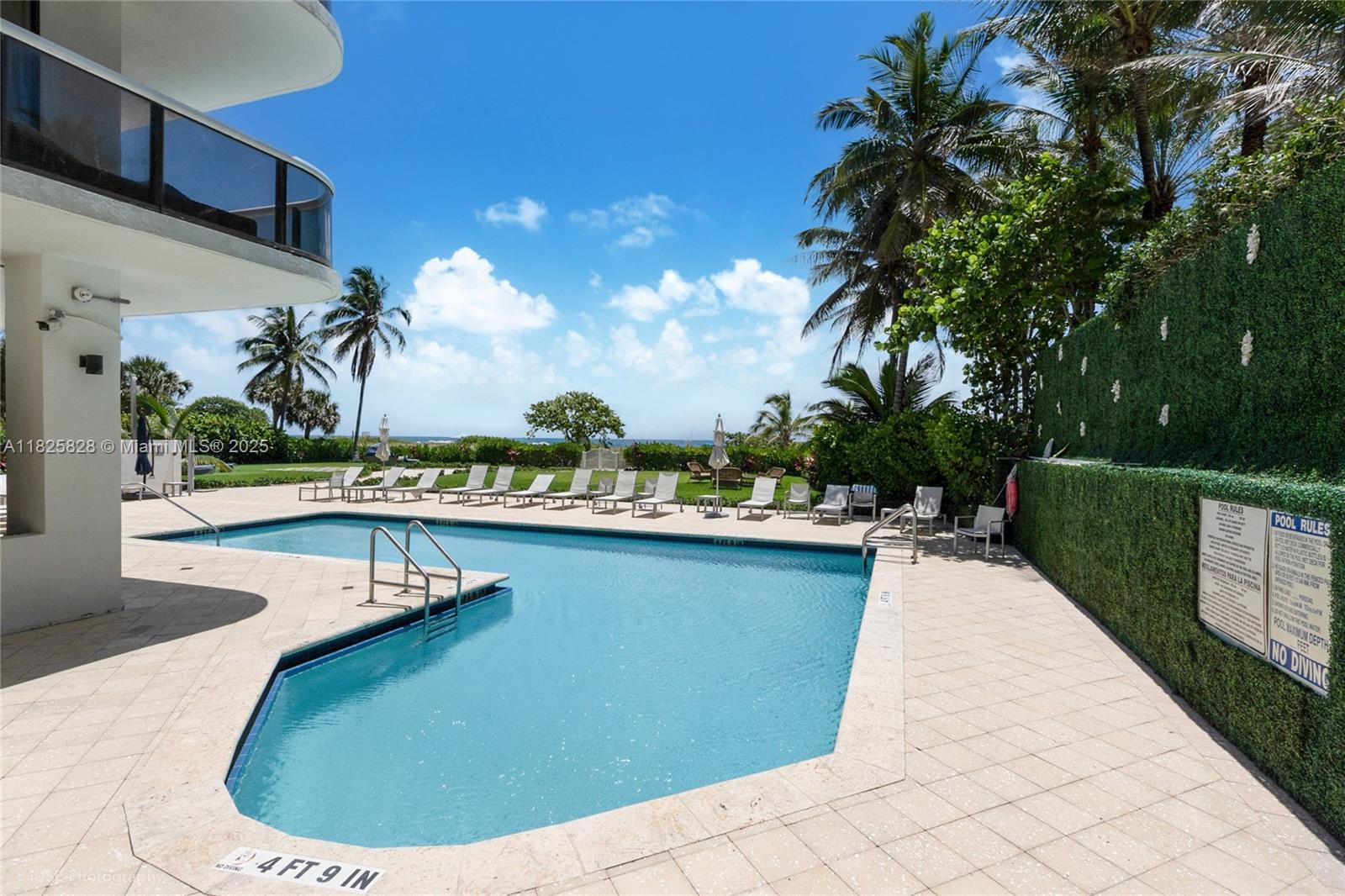 9455 Collins Ave 301