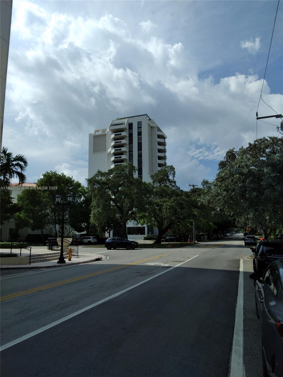 GABLES PARK TOWER CONDO - Residential