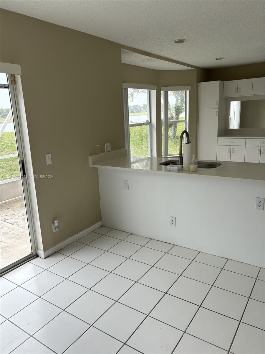 BOCA CHASE TR 4 - Residential